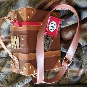 Harry potter five   package  awesome deal awesome deal and bag
